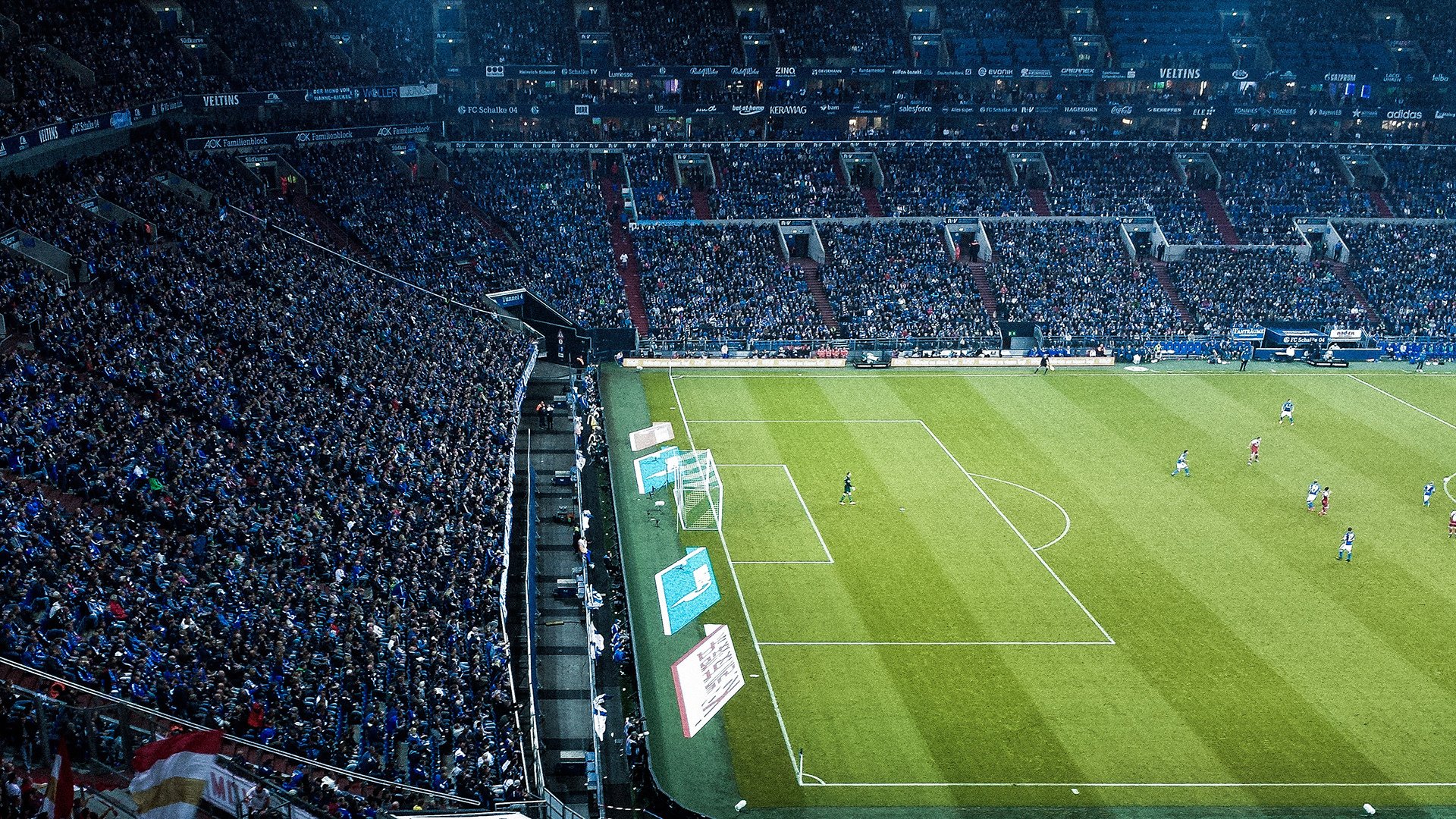 九游娱乐官方-欧冠淘汰赛焦点战，篮网全面压制鹈鹕