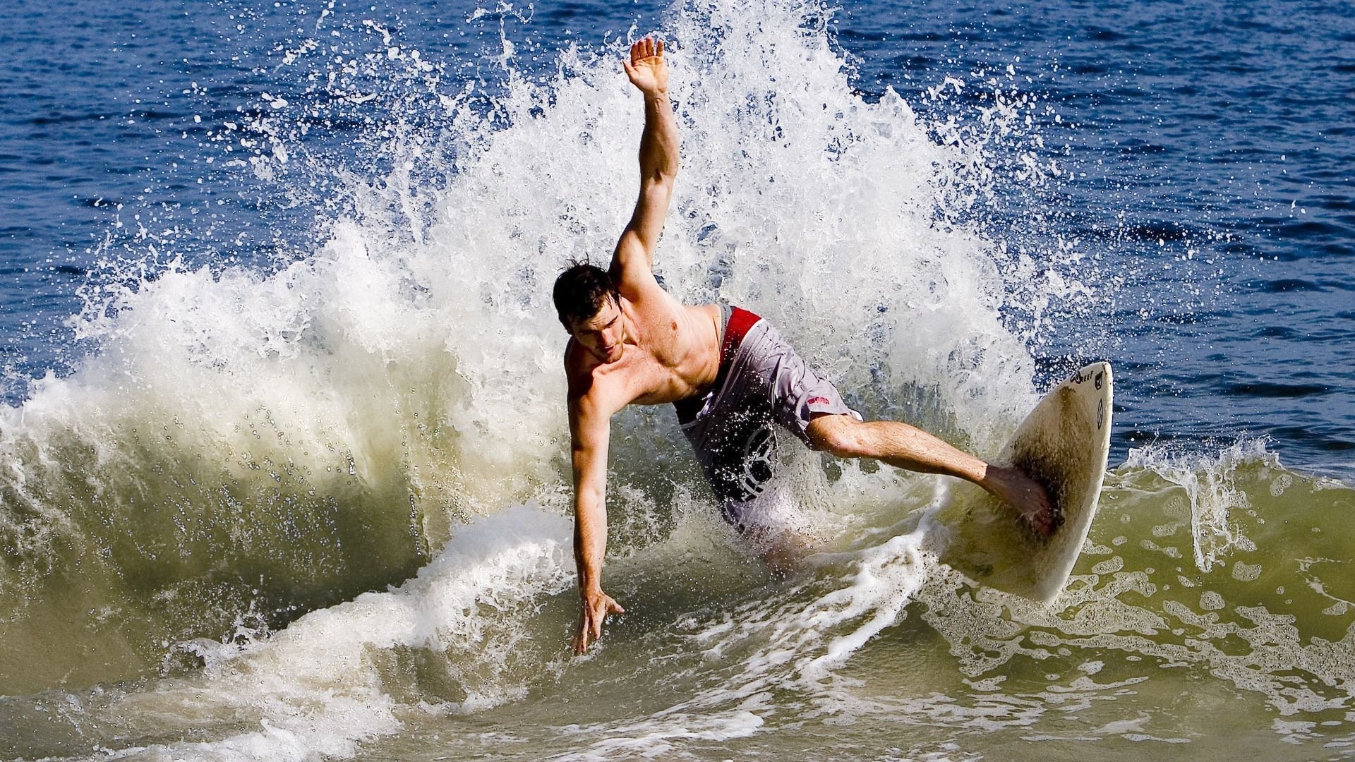 九游娱乐网站-阿克一锤定音,南非风暴冲垮贝蒂斯神话